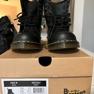 Brand New Dr. Marten’s, Black Nappa Leather, Woman’s size 6